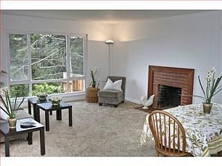 4th image of 353 Arroyo Dr