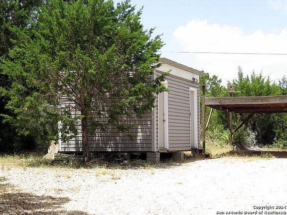 4th image of 136 Creekview Dr