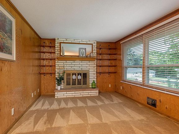 5th image of 5525 Eastview Ave