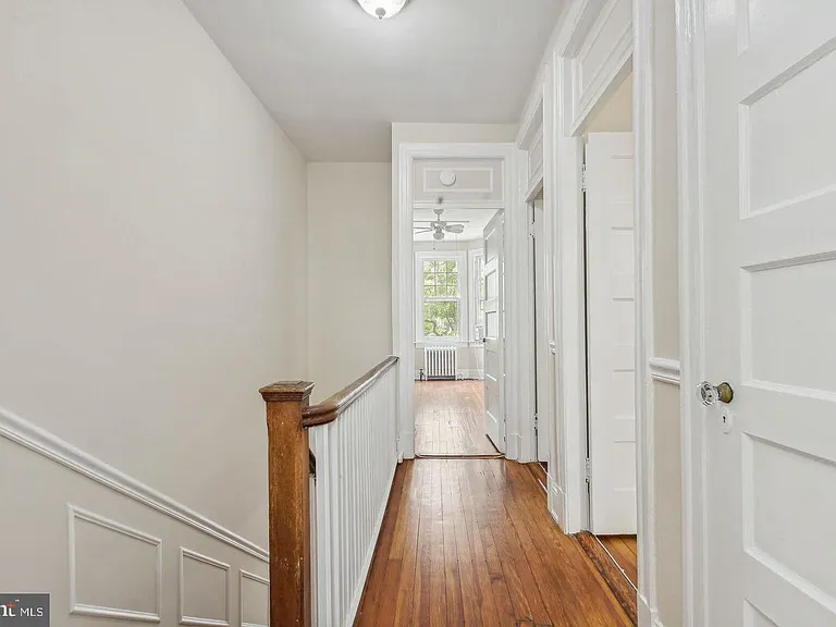 2237 Hall Pl NW — Photo 13