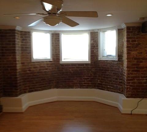 4th image of 904 Prince St #Basement