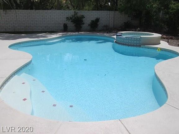 4th image of 2423 Legacy Island Cir #0