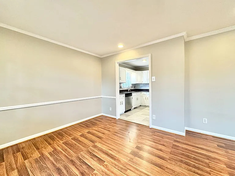 5303 Ainsworth Dr — Photo 3