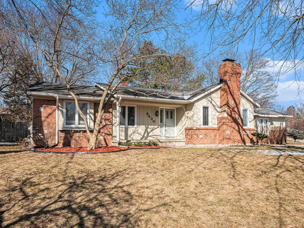 5430 Effingham Dr SE, Kentwood, MI 49508