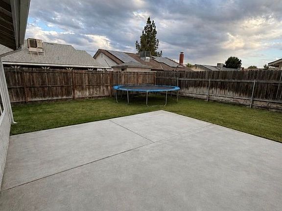 5th image of 1410 Ashwood Ct