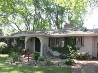 1611 W 63rd St, Excelsior, MN 55331