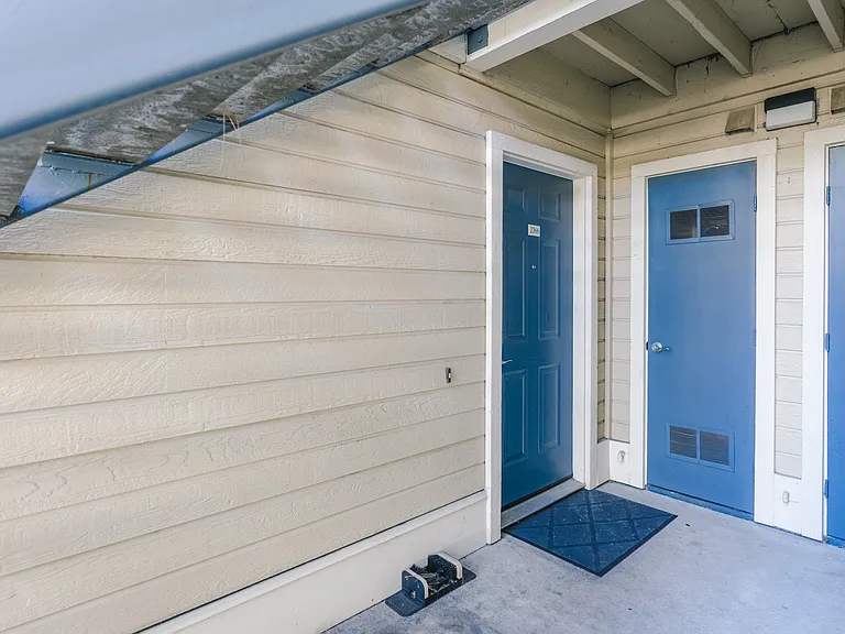 2766 Somerset Park Cir — Photo 3