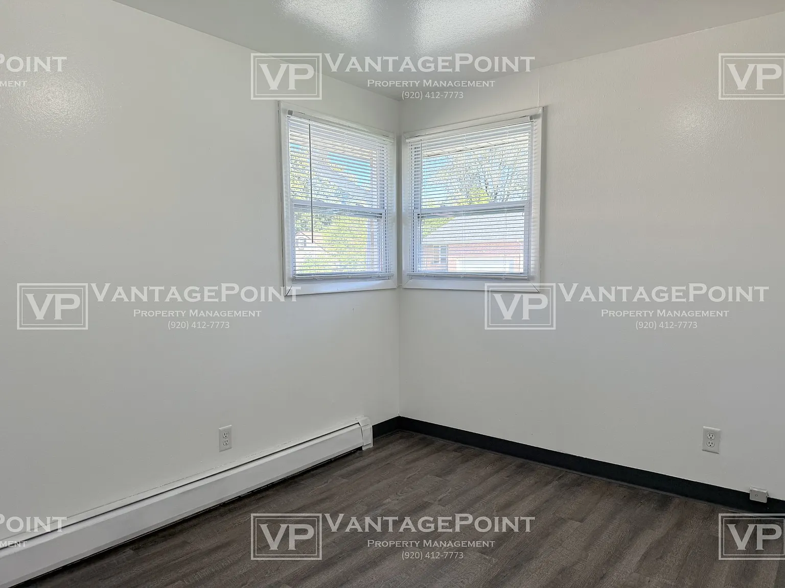 1546 Cass Street - A — Photo 4