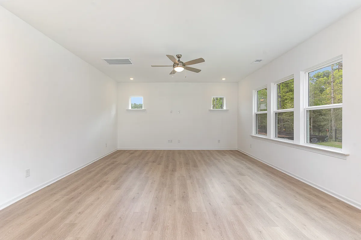 Building Photo - 611 Contento Ct