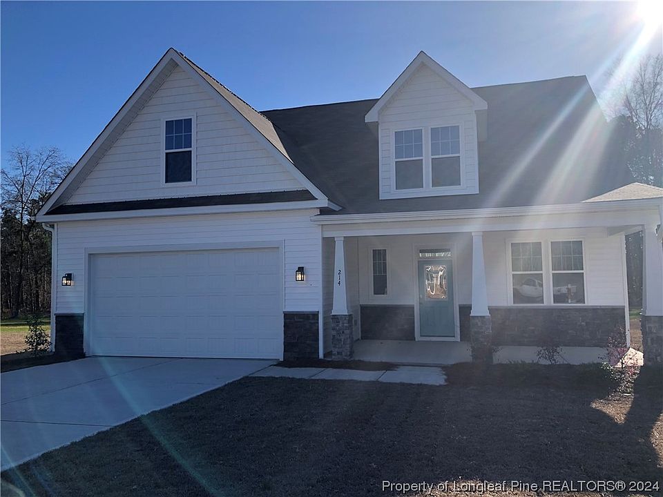 1st image of 214 Woodsrun St