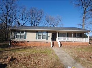 4103 W Sugar Creek Rd, Charlotte, NC 28269