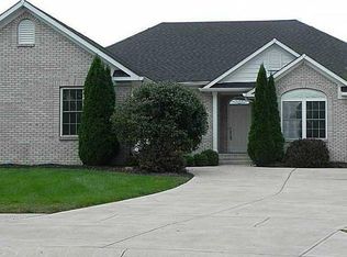 4065 Shady Pointe Row, Greenwood, IN