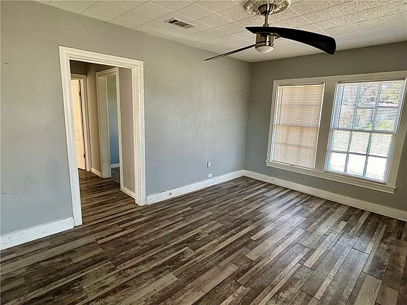 1912 N 18th St, Waco, TX 76707 | MLS #221283 | Zillow