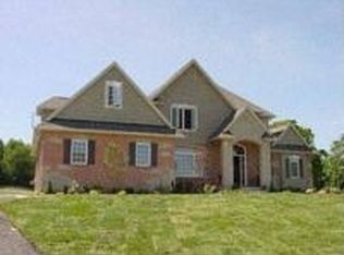 1536 Paddock Estate Ln, Brighton, MI 48114