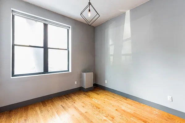 Rented by Lodger Corp | media 19