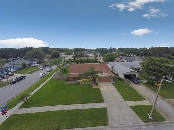 2nd image of 2381 Millwood Ln