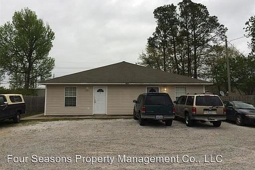 1st image of 6412 Woodland Dr