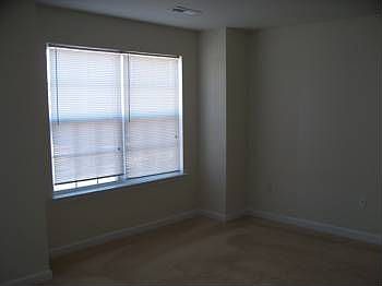 4th image of 129 Langston St