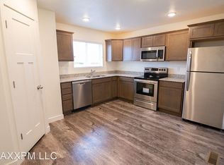 14787 S Agate Ct, Riverton, UT 84065