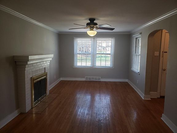 2nd image of 556 S Clay Ave