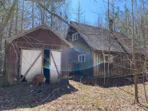 329 Dexter Road, Saint Albans, ME 04971