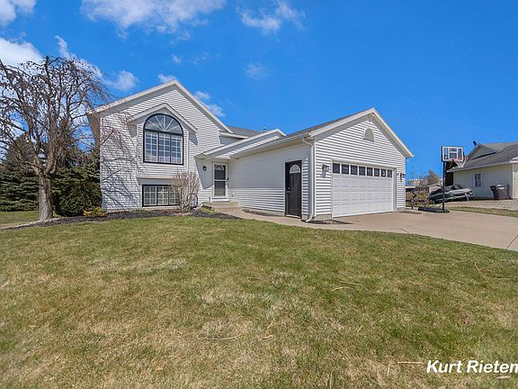 3rd image of 7574 Keiser Ct