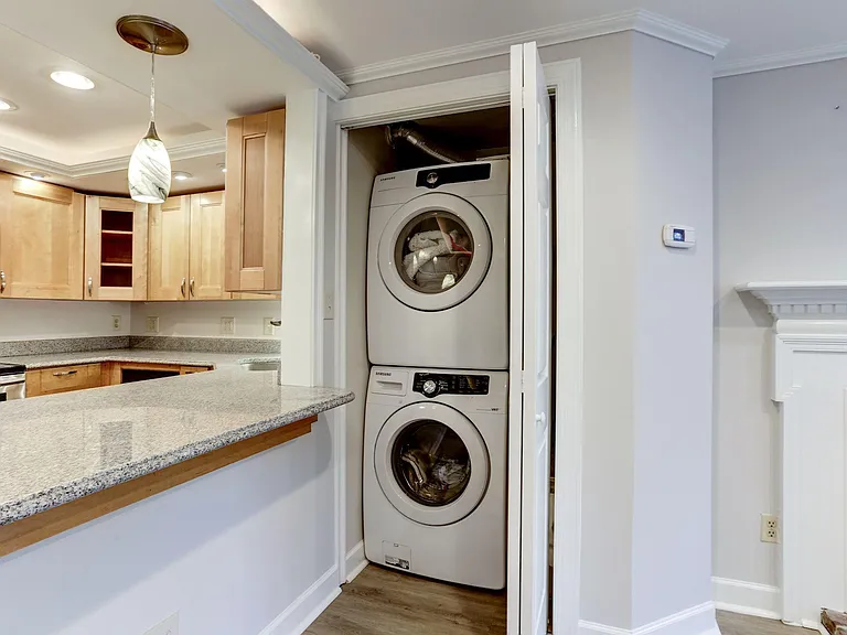 418 D St NE #BASEMENT — Photo 6