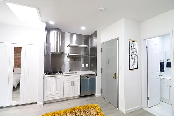 Rented by Nest Seekers International | media 1