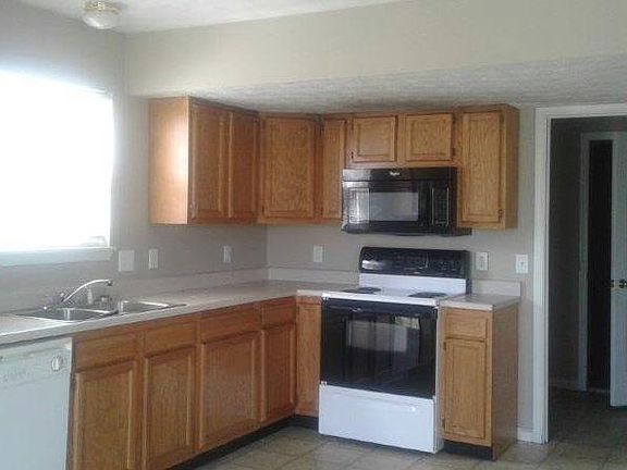 3rd image of 2397 Hopkins Dr #2397