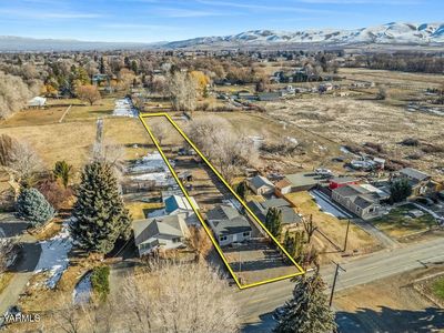 2711 S 90th Ave, Yakima, WA, 98903
