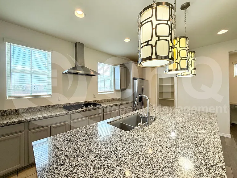 775 W Flintlock Way — Photo 13