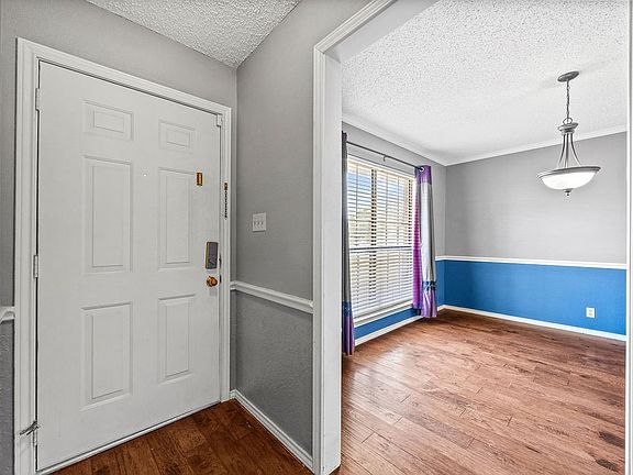 4th image of 105 Cedar Rdg