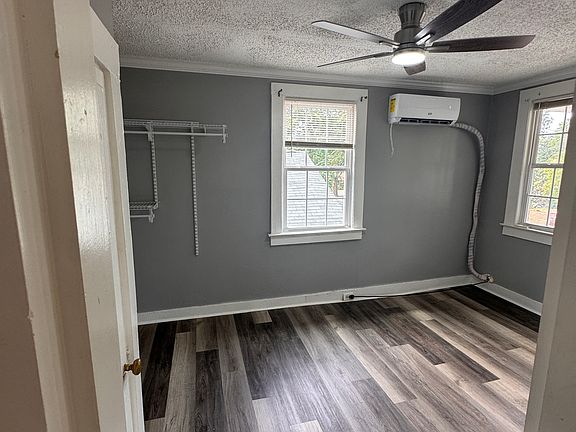 5th image of 3508 Grand St