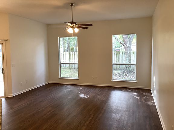 4th image of 805 E Doty Branch Ln