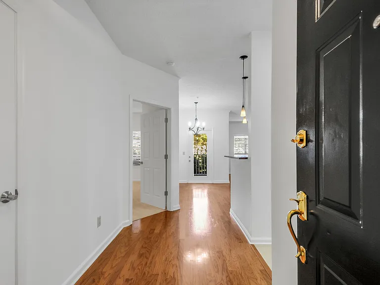2025 Woodmont Blvd #106 — Photo 9
