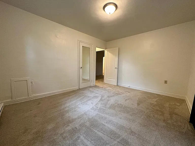 5700 Munhall Rd — Photo 25