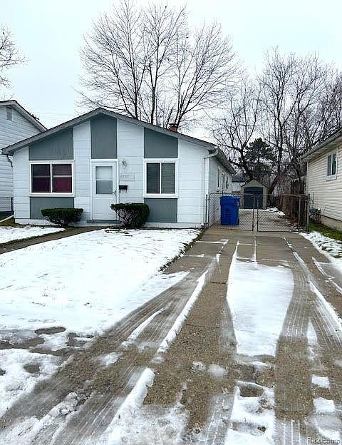 1st image of 23511 Stewart Ave