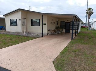 37536 Amigo Dr, Zephyrhills, FL 33541