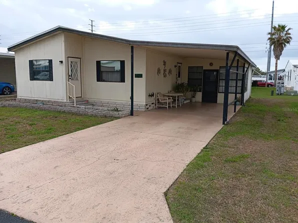 37536 Amigo Dr, Zephyrhills, FL 33541