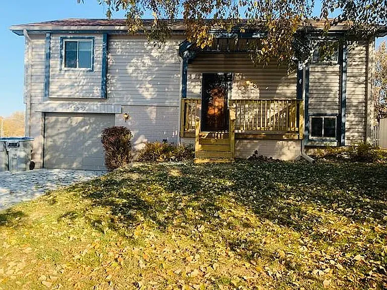 13530 Josephine St — Photo 1