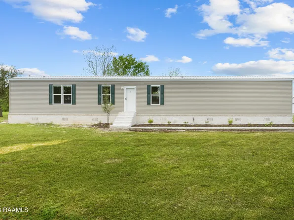 209 Oak Manor Rd, Rayne, LA 70578