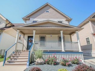 2411 N Hubbard St, Milwaukee, WI 53212