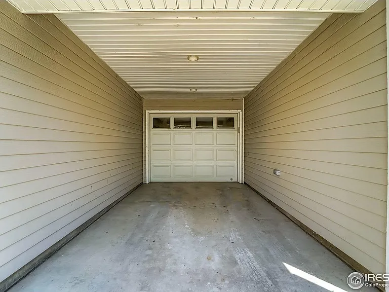4937 Noble Park Pl — Photo 11