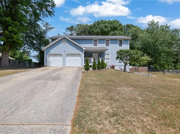 1895 Meadowchase Ct, Snellville, GA 30078