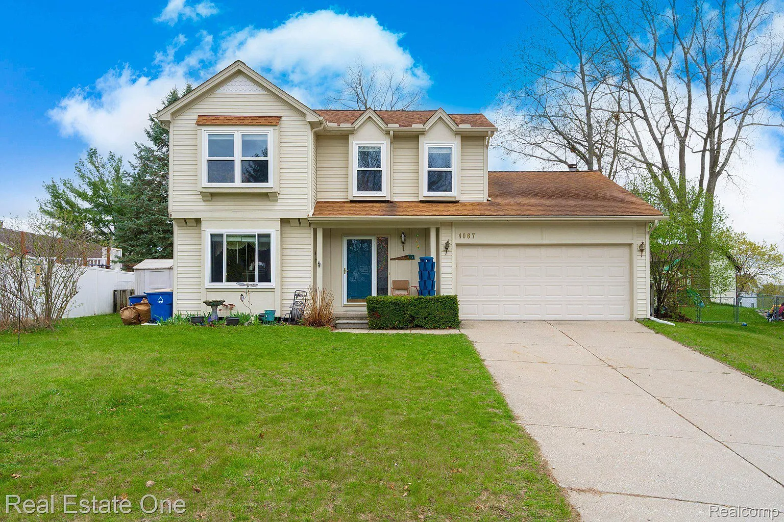 4067 Highview Ct photo 1