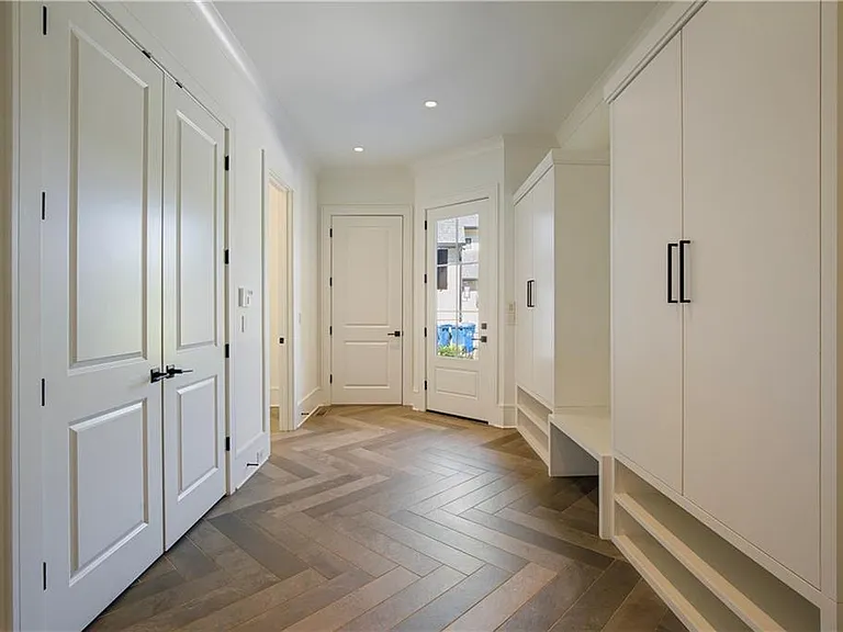 840 Kenry Ct — Photo 39