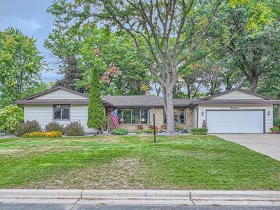 7100 Victoria Rd, Woodbury, MN, 55125