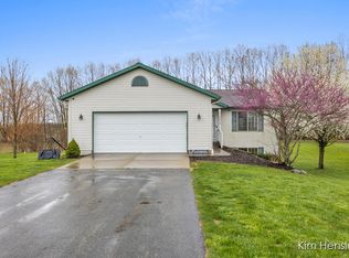2250 Winston View Dr NE, Cedar Springs, MI
