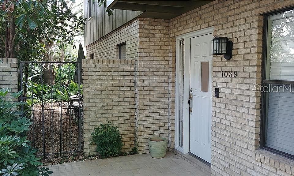 1st image of 1039 Aragon Ave