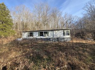 1894 Hicks Hollow Rd, Westmoreland, TN 37186